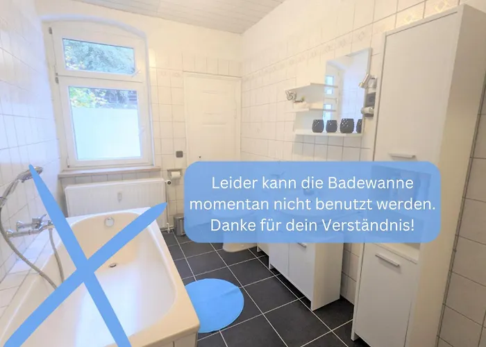 Wohlfühloase mit Pool, Garten, Grill und Ausblick - R3