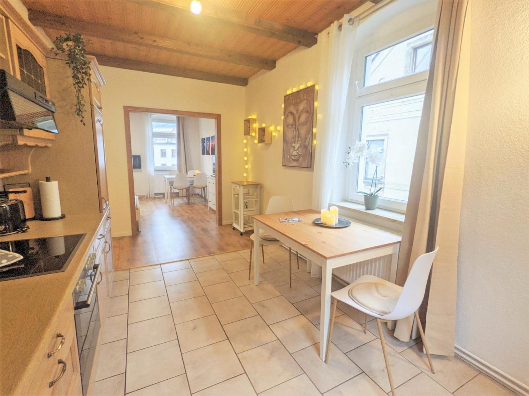 Wohlfühloase Mit Pool, Garten, Grill Und Ausblick - R3